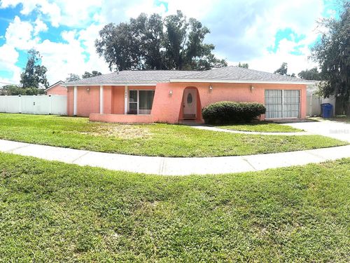 902 Samy Dr, Tampa, FL, 33613-2041 | Card Image