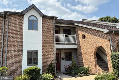 71-71 Black Oak Dr, Lancaster, PA, 17602-3464 | Card Image