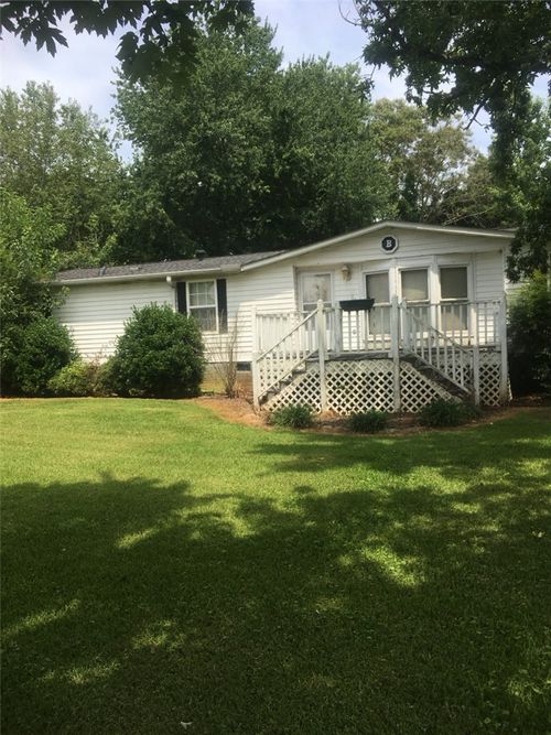 105 Gray Fox Ln, Liberty, SC, 29657-9646 | Card Image