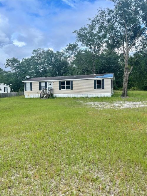 9015 Circle G Ln, SANDERSON, FL, 32087-3307 | Card Image