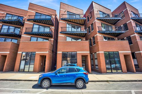 2-3505 Elston Ave, Chicago, IL, 60618-5617 | Card Image