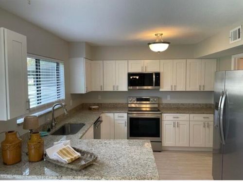 1582 Se Hatfield Ct, Port St Lucie, FL, 34952-4290 | Card Image