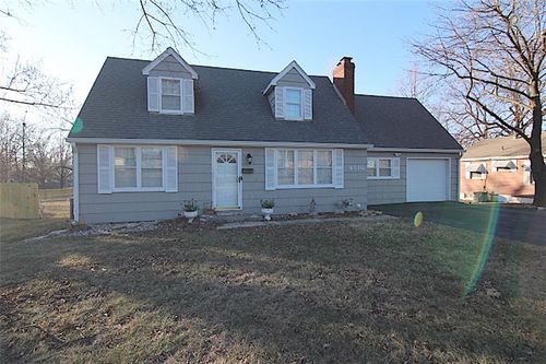 4816 Blue Ridge Blvd, Kansas City, MO, 64133-2536 | Card Image