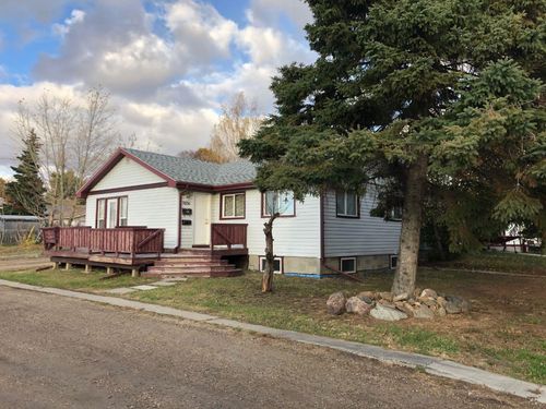 9856 104 Ave, Grande Prairie, AB, T8V1E4 | Card Image