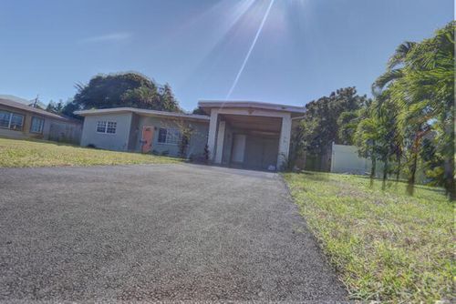 328 E Jasmine Dr, Lake Park, FL, 33403-2717 | Card Image