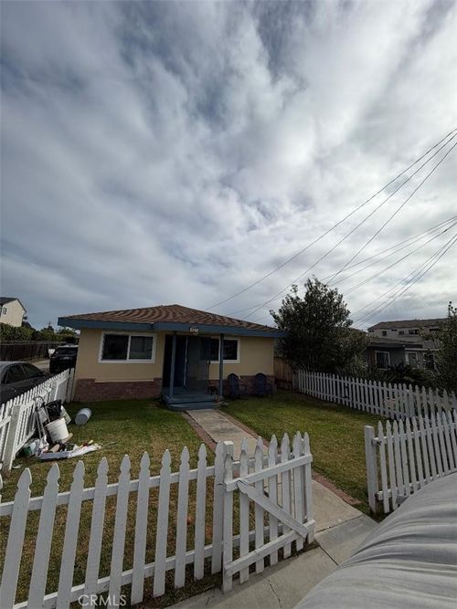 427 Hamilton, Costa Mesa, CA, 92627 | Card Image