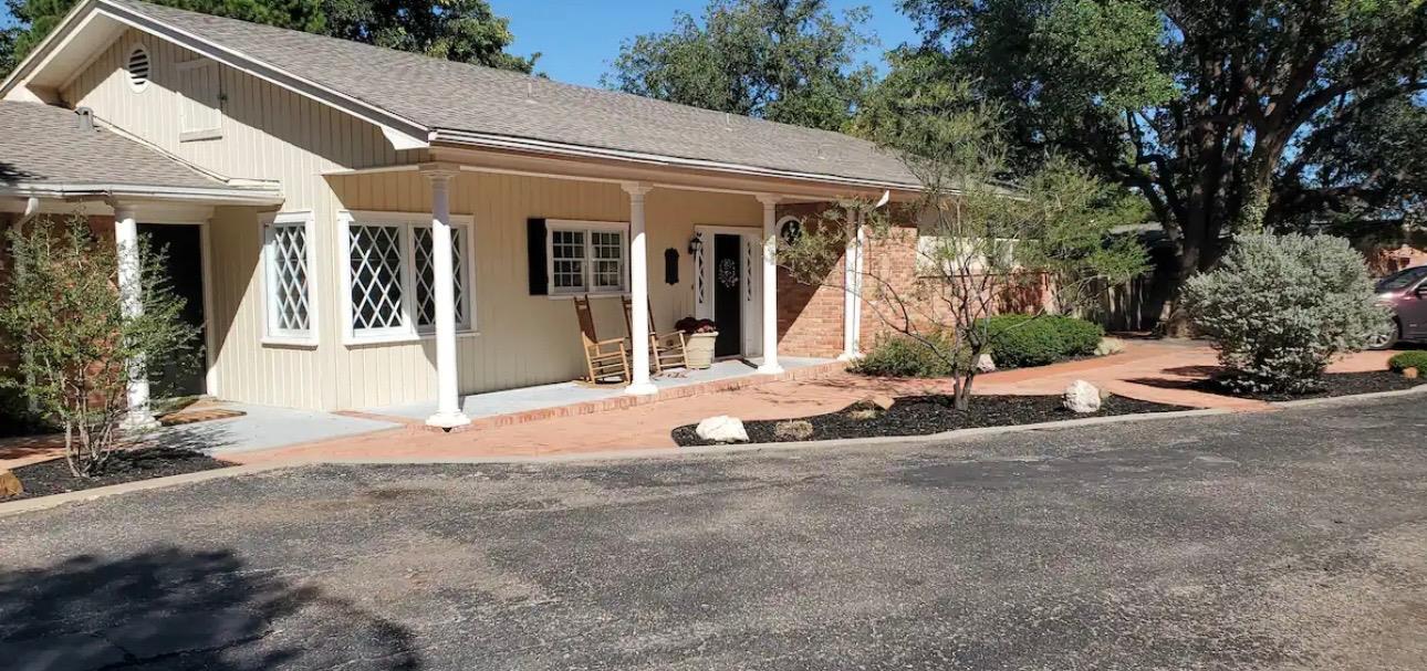 Flint Ave, Lubbock, TX 79413