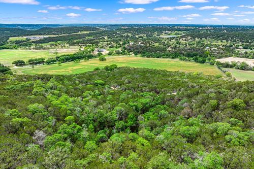 195&200 View Pt, Kerrville, TX, 78028 | Card Image