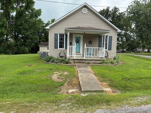 78 Academy St, Eldorado, IL, 62930-1102 | Card Image