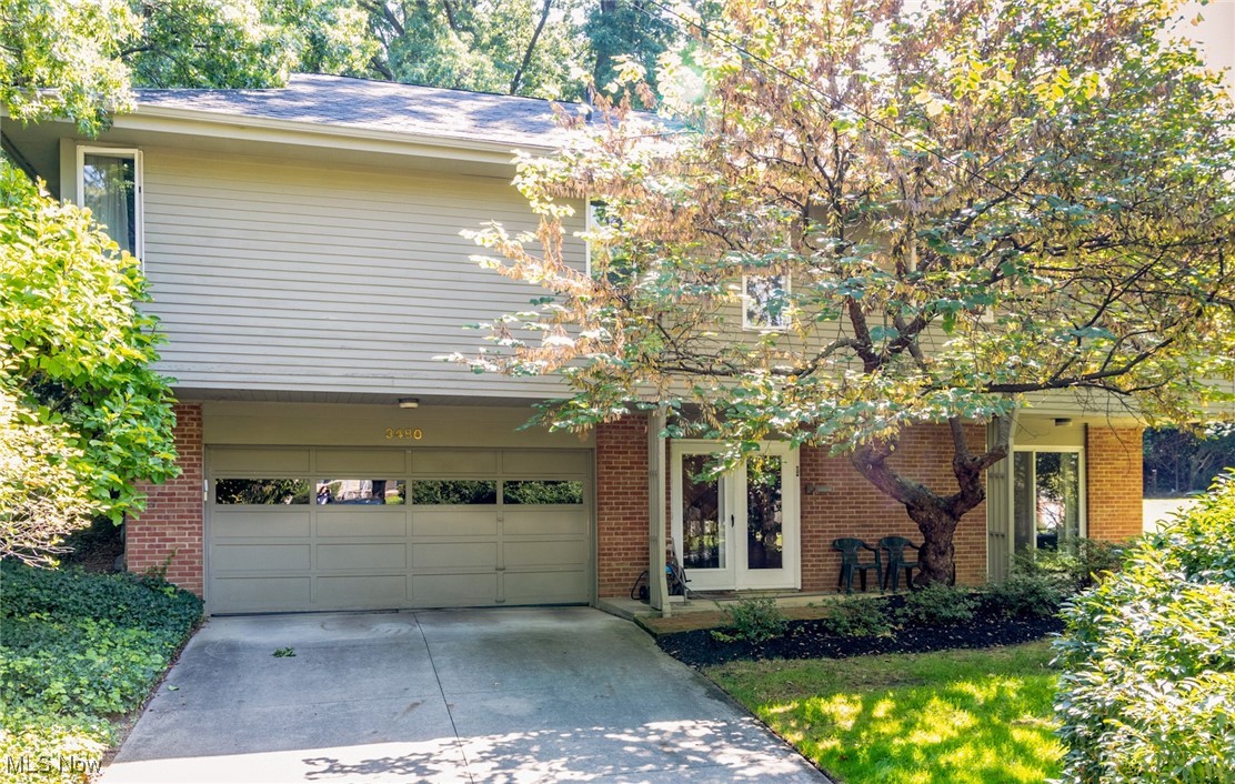 Glen Allen Dr, Cleveland, OH 44121