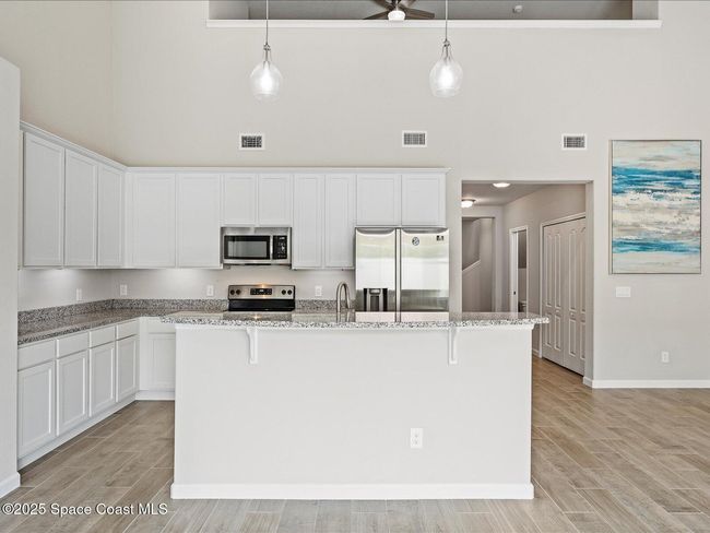 719 Simeon Dr, Townhouse with 3 bedrooms, 3 bathrooms and null parking in Satellite Beach FL | Image 8