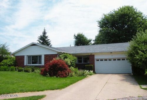 125 Kensington Cir, Lima, OH, 45804-3341 | Card Image