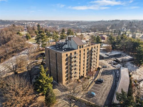 apt-3m-820 E Beau St, Washington, PA, 15301-2908 | Card Image