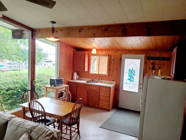 9 Gold St, House other with 3 bedrooms, 1 bathrooms and 6 parking in Fenelon Falls ON | Image 18