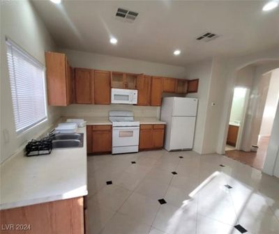 6848 Mesita Avenue, House other with 4 bedrooms, 2 bathrooms and null parking in Las Vegas NV | Image 3