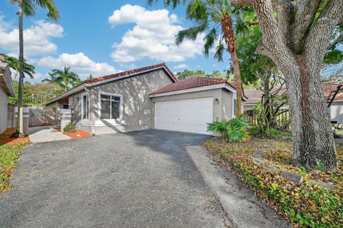 10160 Nw 3rd Ct, Plantation, FL, 33324-7048 | Card Image