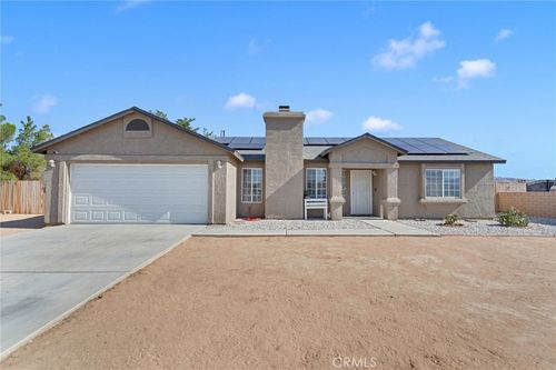 22144 Goshute Ave, Apple Valley, CA, 92307 | Card Image