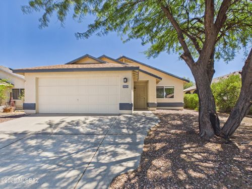 7923 S Lennox Ln, Tucson, AZ, 85747-9273 | Card Image
