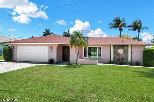4005 Se 1st Ave, Cape Coral, FL, 33904-8341 | Card Image