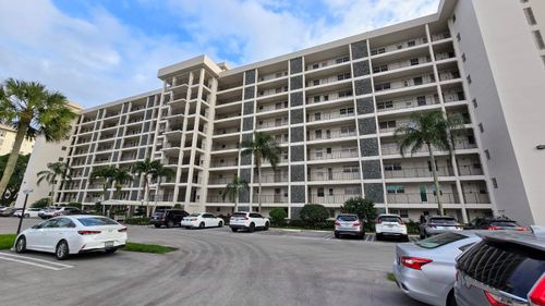 604-3100 N Palm Aire Dr, Pompano Beach, FL, 33069-3889 | Card Image
