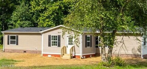 104 Liberty Rd, Watha, NC, 28478-4492 | Card Image