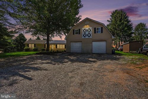 6068 Wildasin Rd, SPRING GROVE, PA, 17362-7876 | Card Image