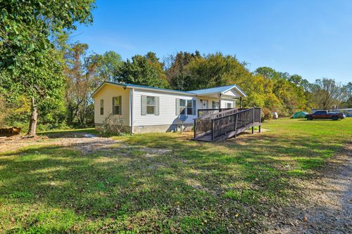 3828 Highway 31 W, Cottontown, TN, 37048-4846 | Card Image