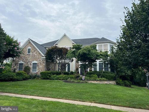 19057 Amur Ct, LEESBURG, VA, 20176-1616 | Card Image