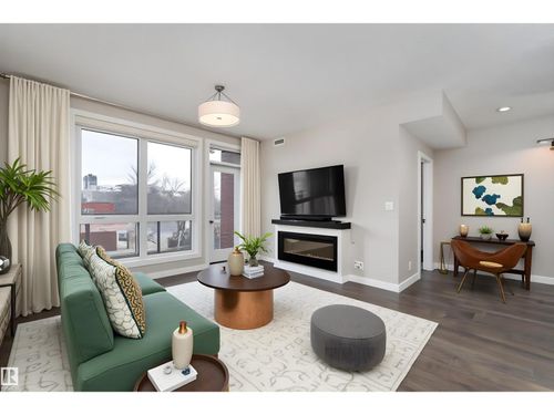 204-11710 87 Ave Nw, Edmonton, AB, T6G0Y3 | Card Image
