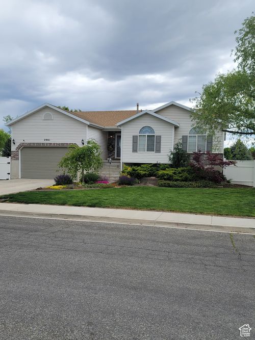 2981 S Pika Dr, West Valley City, UT, 84128-7126 | Card Image