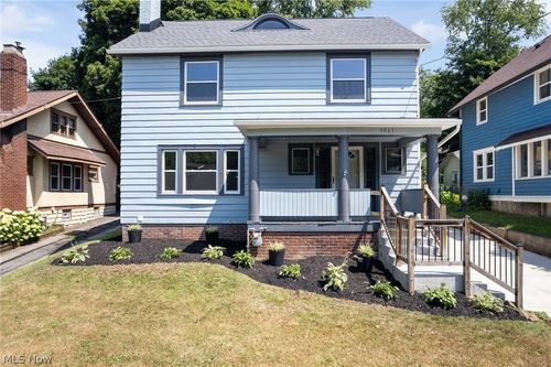1061 Emma Ave, Akron, OH, 44302-1144 | Card Image