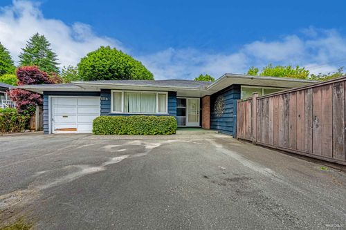 1116 Ridgewood Dr, North Vancouver, BC, V7R1J3 | Card Image