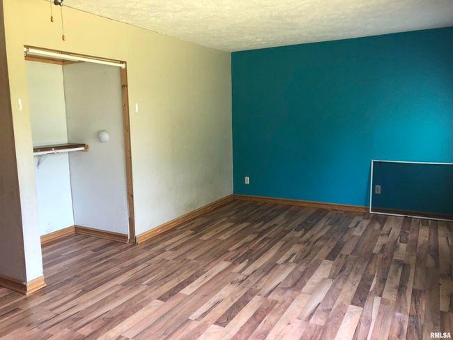 400 W Boundary Rd, House other with 3 bedrooms, 2 bathrooms and null parking in Creal Springs IL | Image 15