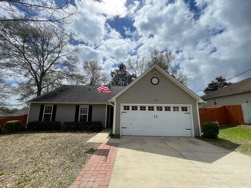 132 Menzel St, Valparaiso, FL, 32580-1806 | Card Image