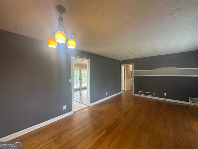 3053 Menlo Park Dr, House other with 3 bedrooms, 2 bathrooms and null parking in Rex GA | Image 4