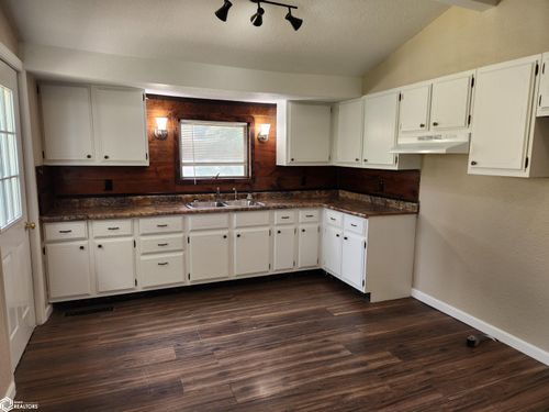 203 C Street, Toledo, IA, 52342 | Card Image