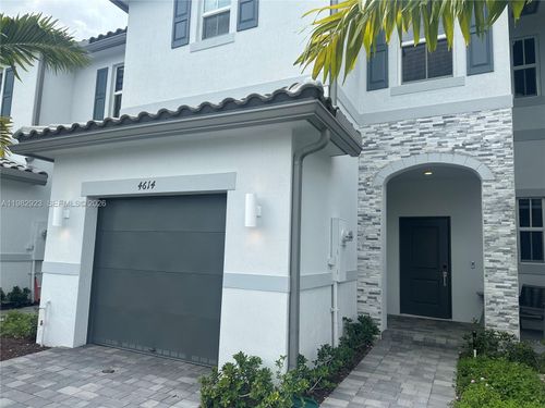 11883-11883 Nw 47 Mnr, Coral Springs, FL, 33076 | Card Image