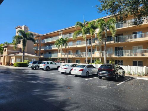 apt-307-5749 Gemstone Ct, Boynton Beach, FL, 33437-7243 | Card Image