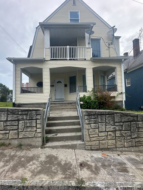 apt-3rd-1010 W Main St, Waterbury, CT, 06708-2694 | Card Image
