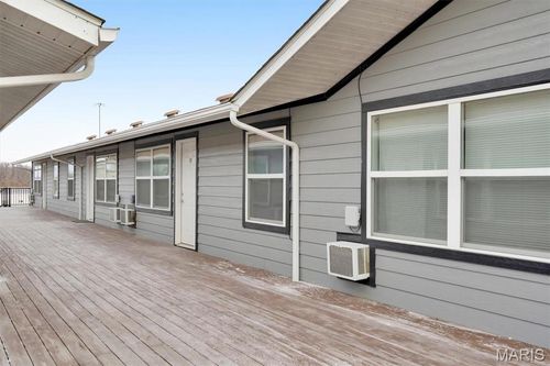 119 N 1st St, Clarksville, MO, 63336-3103 | Card Image