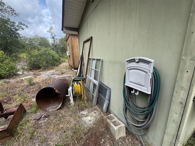 15668 Ne 238 Th St, House other with 2 bedrooms, 2 bathrooms and null parking in Fort Mc Coy FL | Image 15