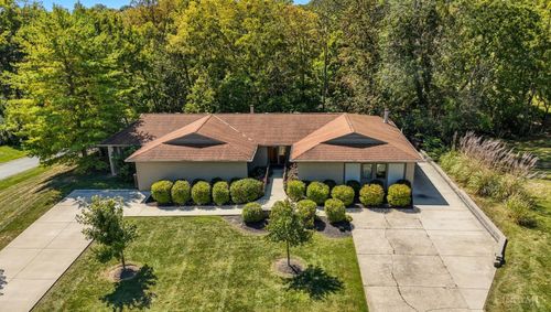 11621 Symmes Creek Dr, Loveland, OH, 45140-9399 | Card Image