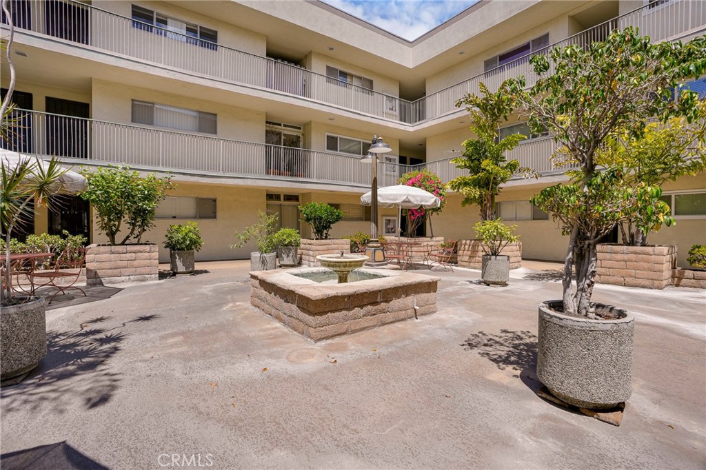 Residential in Long Beach 3