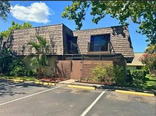 9-15202 E Pond Woods Drive, TAMPA, FL, 33618 | Card Image