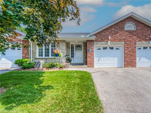 8-150 Oak St, Simcoe, ON, N3Y5M5 | Card Image