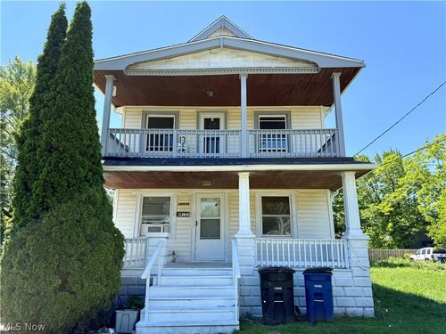 10514 Way Ave, Cleveland, OH, 44105-2767 | Card Image