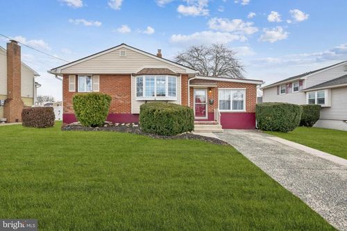 267 Buchanan Ave, BELLMAWR, NJ, 08031-1512 | Card Image