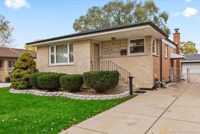 12412 S 44th Court, House other with 3 bedrooms, 2 bathrooms and 2 parking in Alsip IL | Image 1