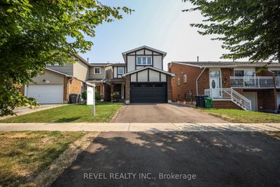 113 Simmons Blvd, House other with 4 bedrooms, 4 bathrooms and 6 parking in Brampton ON | Image 1