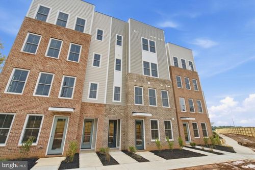 2-10532 White Granite Dr, OAKTON, VA, 22124 | Card Image